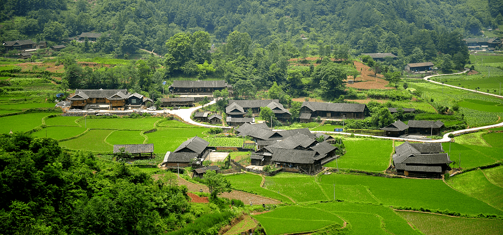 探尋鄉村(cūn)旅遊新玩法  打造“農旅+”新業态